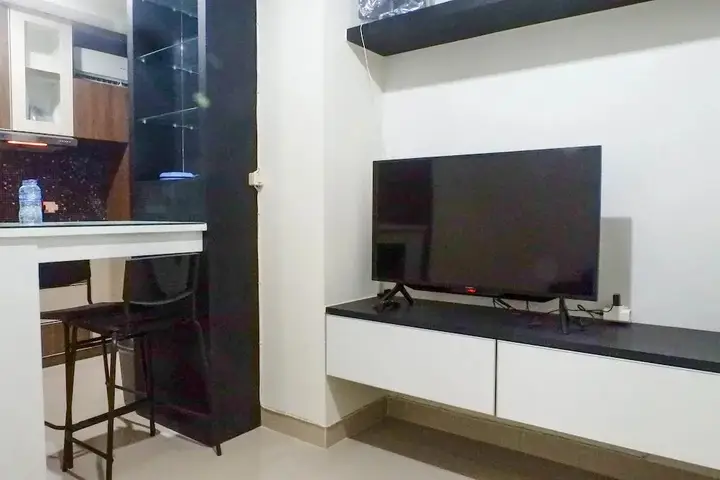 Сурабая: Exquisite 1BR at Praxis Apartment