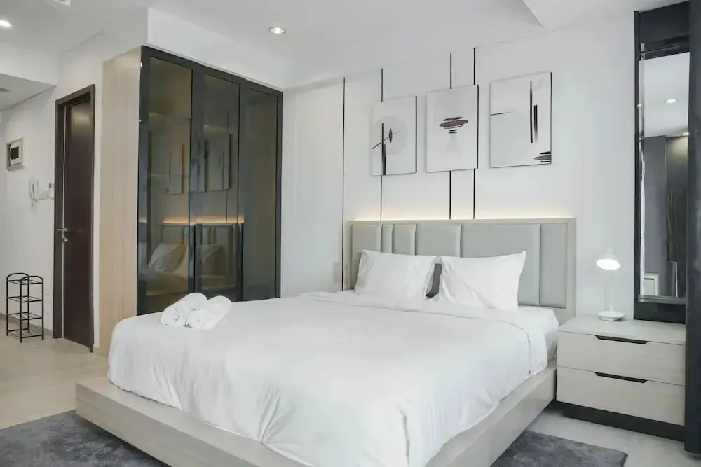 Джакарта: Comfort Studio at Daan Mogot City Apartment