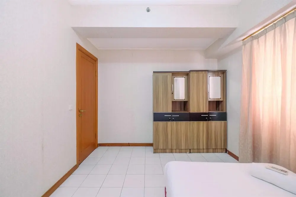 Джакарта: Spacious and Modern 3BR at Bona Vista Apartment