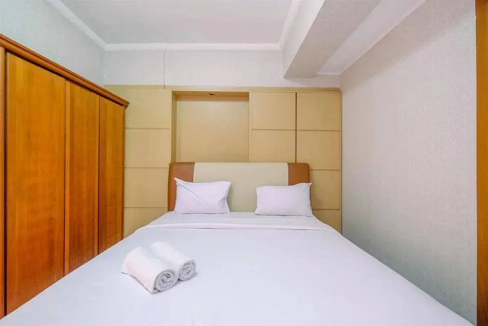 Джакарта: Spacious and Modern 3BR at Bona Vista Apartment