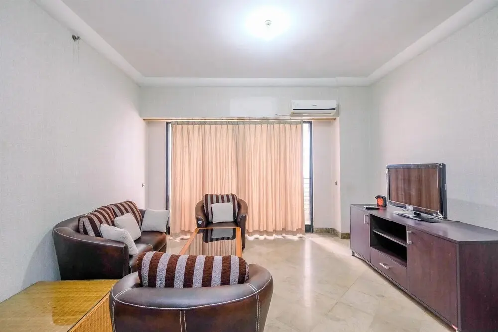 Джакарта: Spacious and Modern 3BR at Bona Vista Apartment