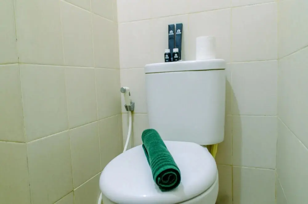 Южный Тангеранг: Nice and Comfy Studio Room at Serpong Greenview Apartment