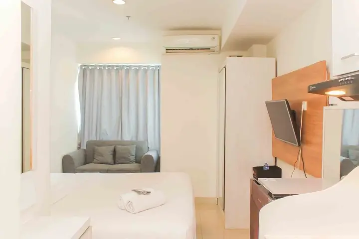 Бекаси: Nice and Homey Studio at Grand Kamala Lagoon Apartment