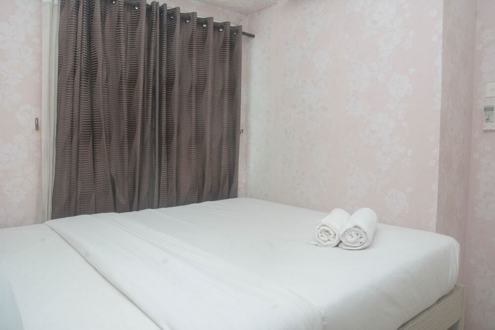 Джакарта: Modern and Comfortable 2BR Bassura City Apartment near Mall