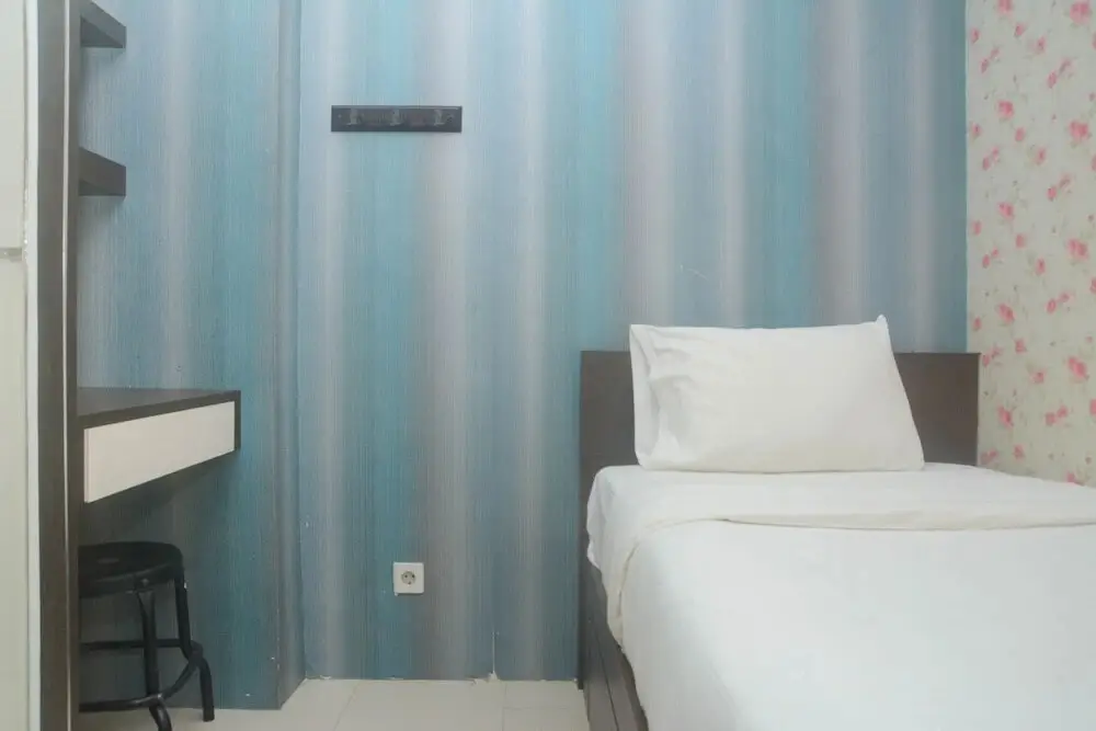 Modern and Comfortable 2BR Bassura City Apartment near Mall — фото 1