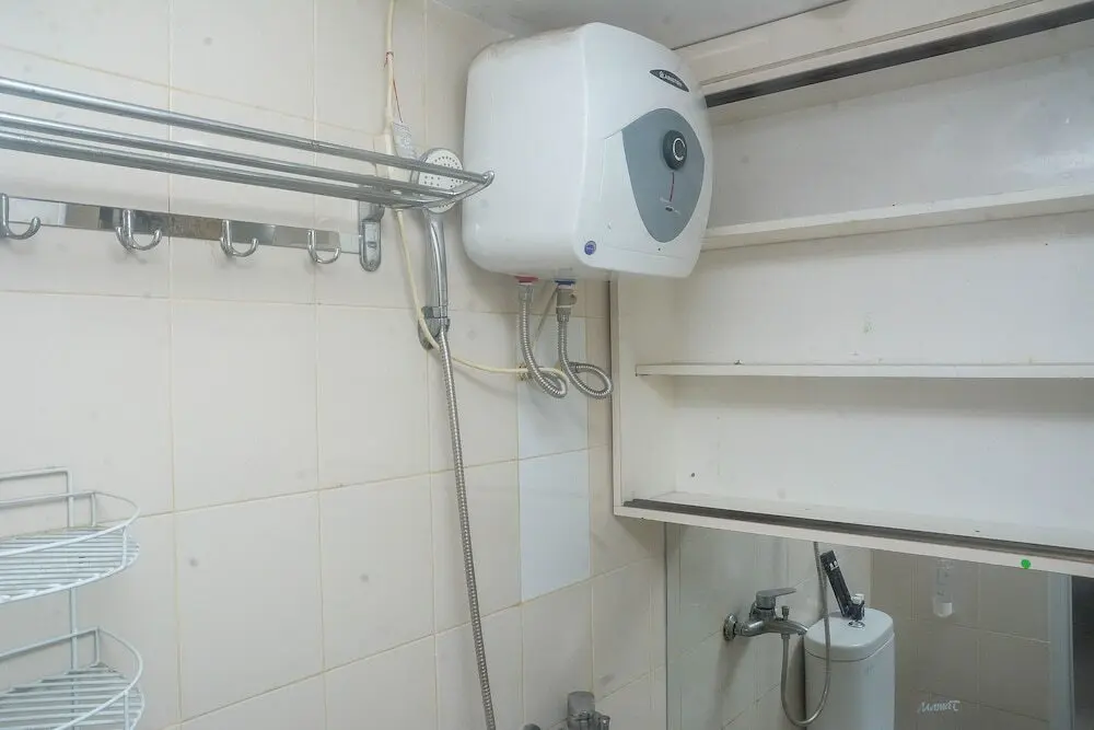 Джакарта: Modern and Comfortable 2BR Bassura City Apartment near Mall