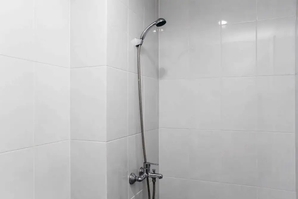Бекаси: Warm and Cozy Studio Patraland Urbano Apartment