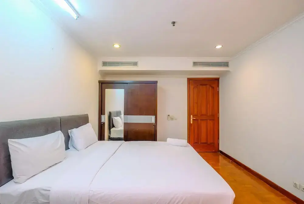 Джакарта: Luxurious and Strategic 2BR at Kusuma Chandra Apartment