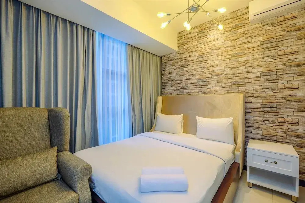 Джакарта: Spacious and Nice 3BR at Casa Grande Apartment