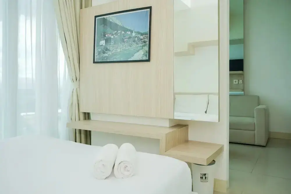 Южный Тангеранг: Comfy and Nice 1BR at Tree Park City BSD Apartment
