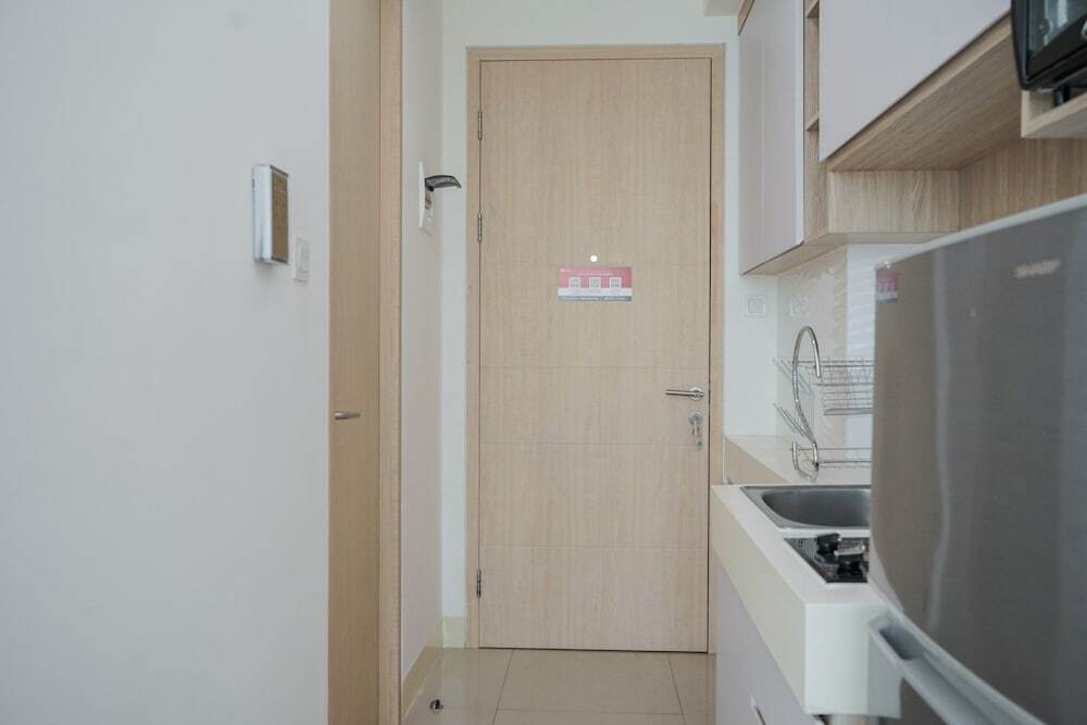 Южный Тангеранг: Comfy and Nice 1BR at Tree Park City BSD Apartment