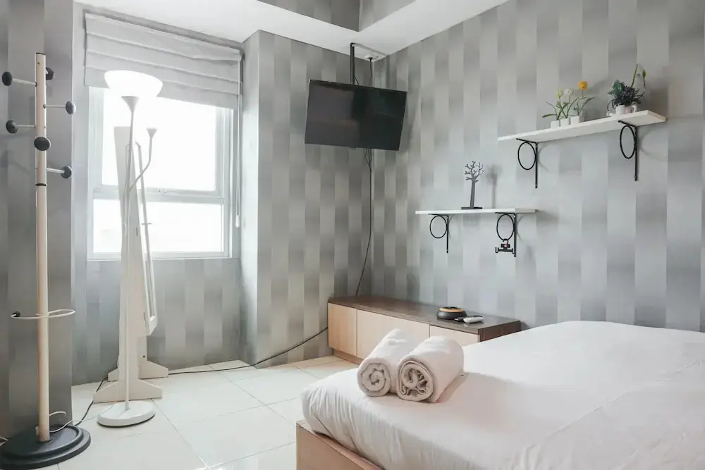 Джакарта: Comfort and Cozy Studio at MT Haryono Square Apartment
