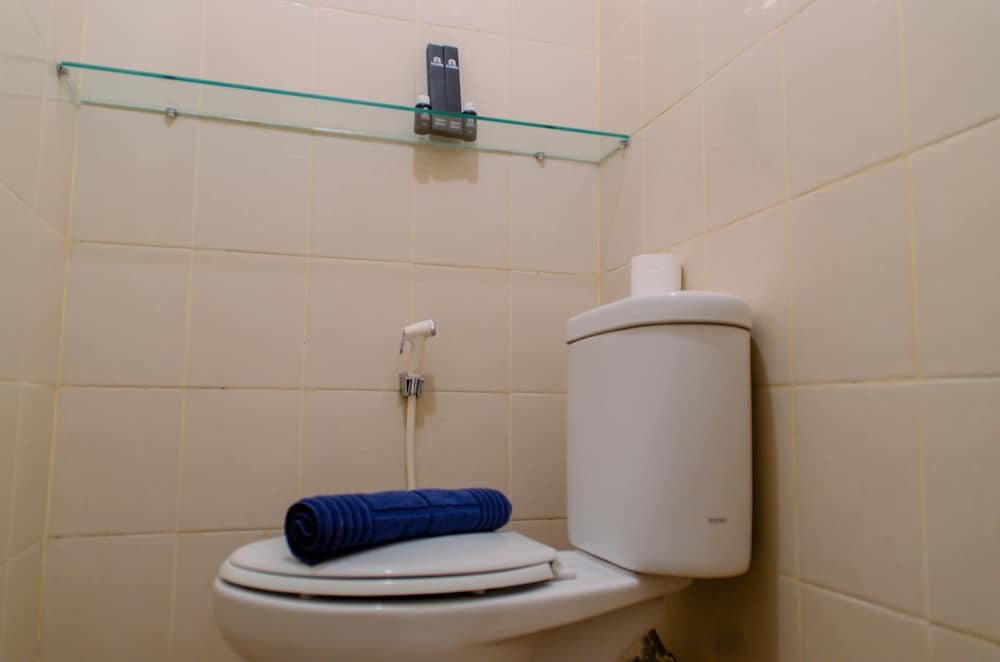 Джакарта: Simple and Cozy Studio Room at Sunter Park View Apartment