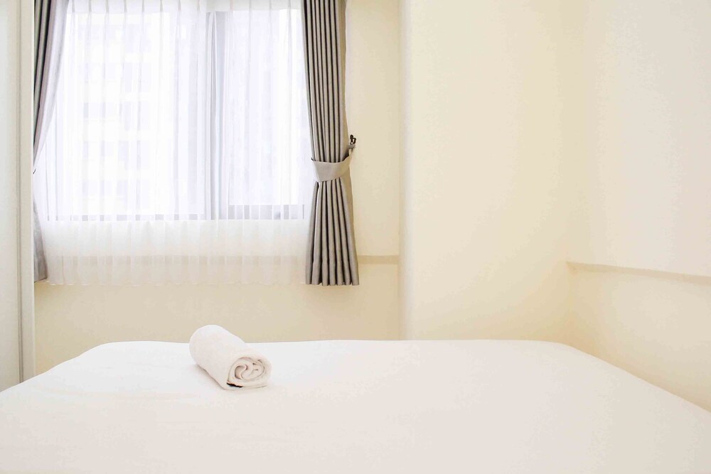 Сибату: Comfortable and Tidy 2BR Meikarta Apartment