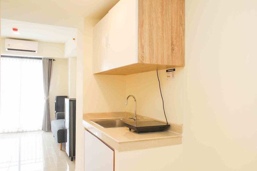 Сибату: Comfortable and Tidy 2BR Meikarta Apartment