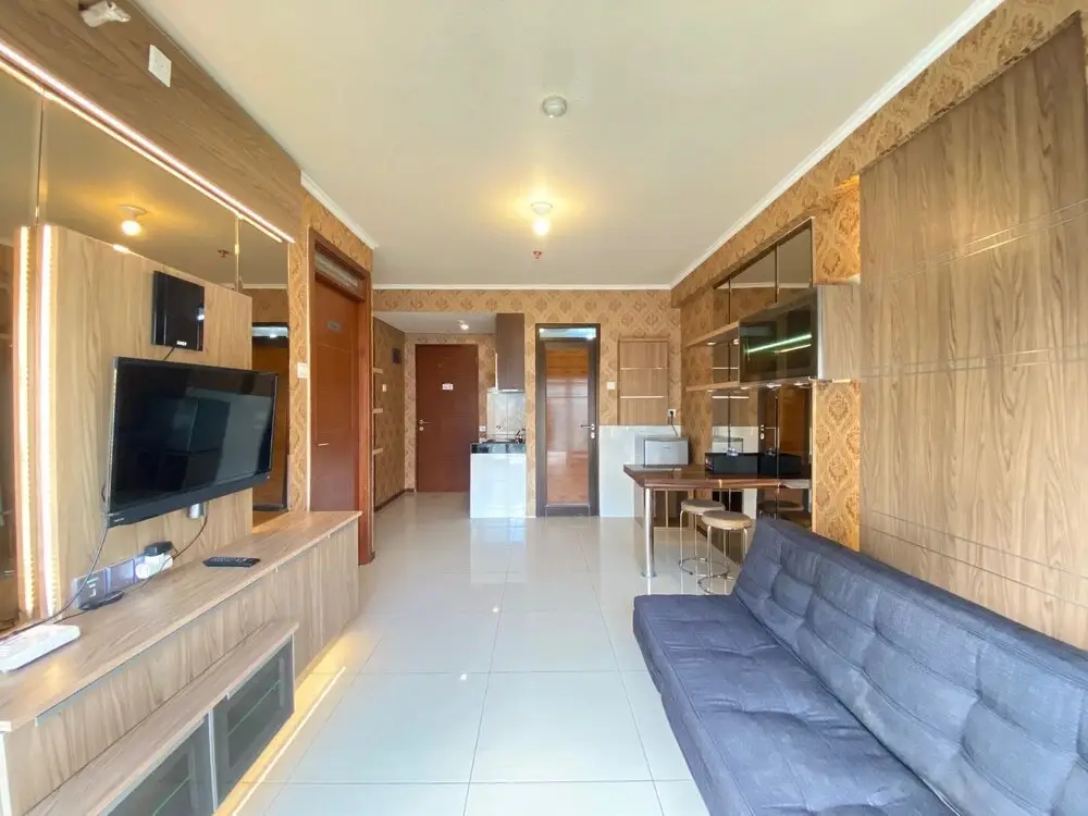 Бандунг: Spacious and Well Furnished 1BR at Gateway Pasteur Apartment