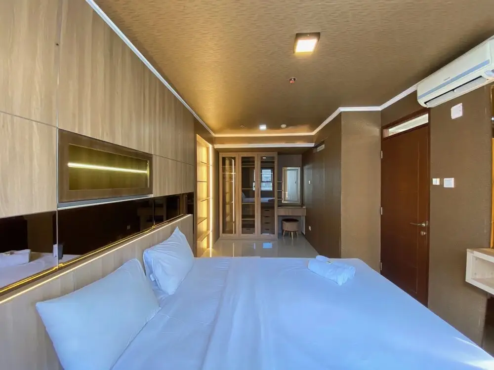 Бандунг: Spacious and Well Furnished 1BR at Gateway Pasteur Apartment