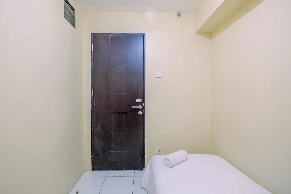 Джакарта: Fully Furnished with Comfortable Design 2BR at Kebagusan City Apartment