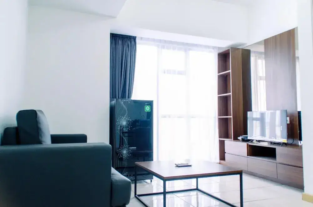 Legok: Good Deal 1BR Apartment M-Town Residence near SMS