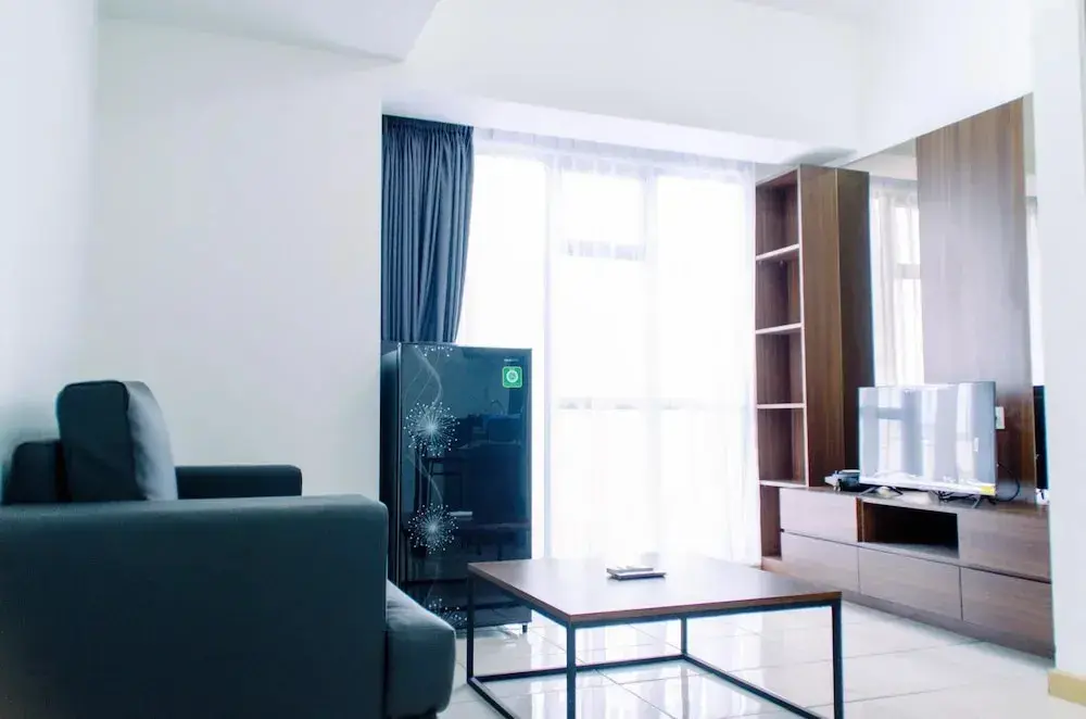 Legok: Good Deal 1BR Apartment M-Town Residence near SMS