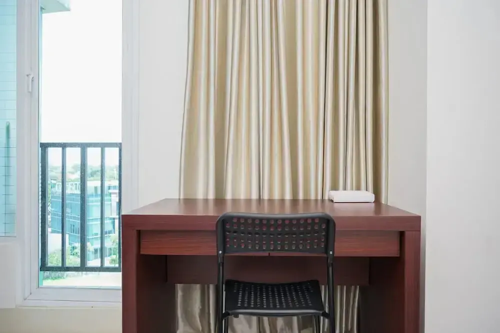Южный Тангеранг: Comfy and Nice Studio at Tree Park City BSD Apartment