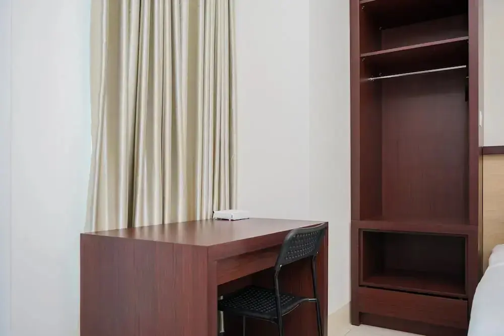 Южный Тангеранг: Comfy and Nice Studio at Tree Park City BSD Apartment
