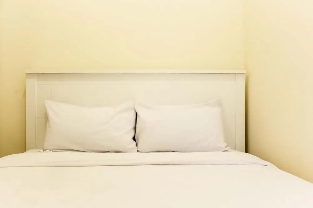Сибату: Simply and Warm 2BR at Meikarta Apartment