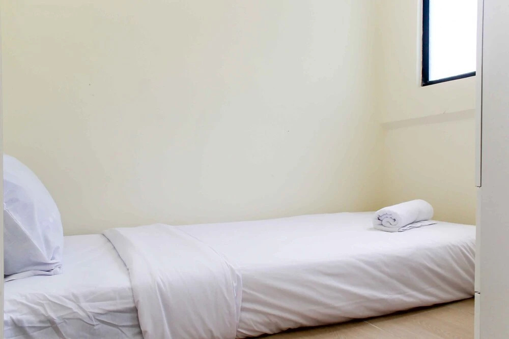 Сибату: Simply and Warm 2BR at Meikarta Apartment