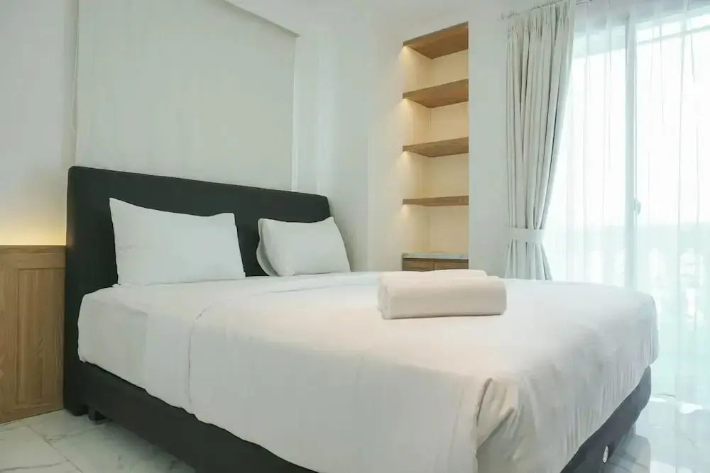 Джакарта: Comfortable and Simply 1BR at The Boulevard Apartment