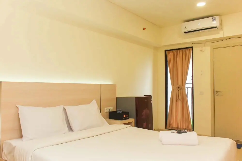 Сибату: Brand New and Good Studio at Meikarta Apartment