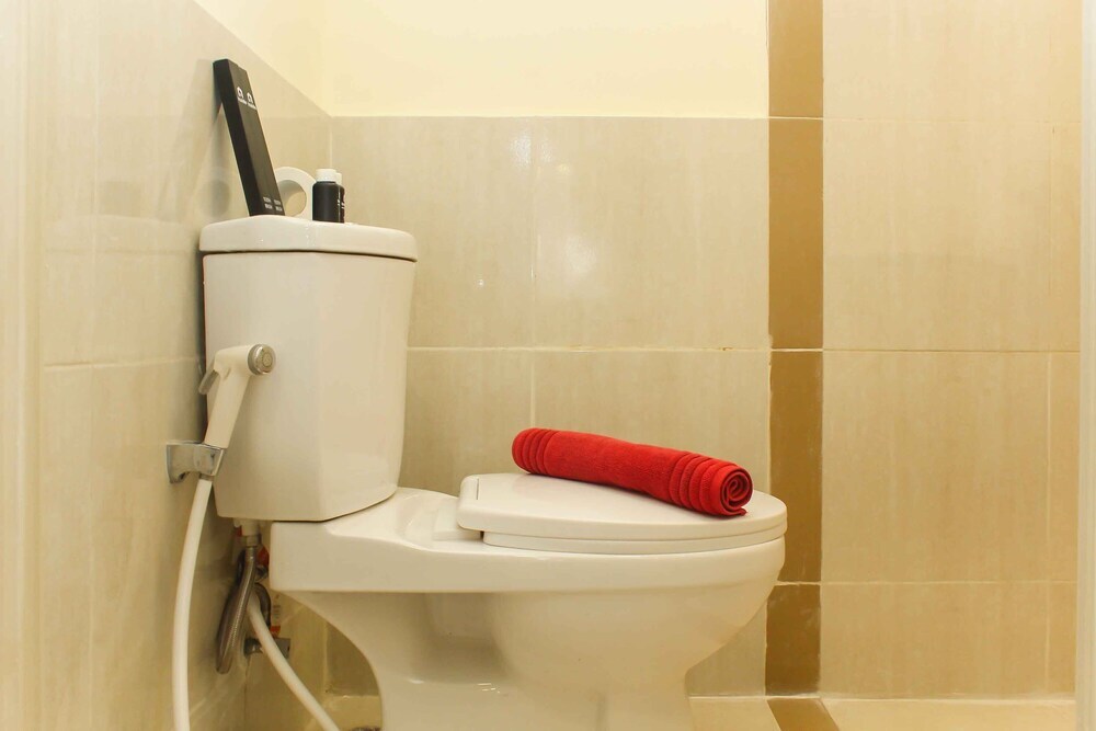 Сибату: Brand New and Good Studio at Meikarta Apartment