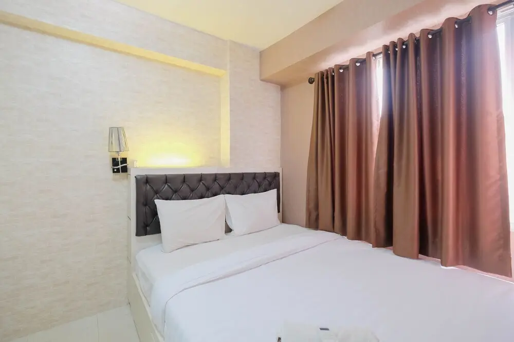Minimalist and Comfy 2BR at Bassura City Apartment — фото 1