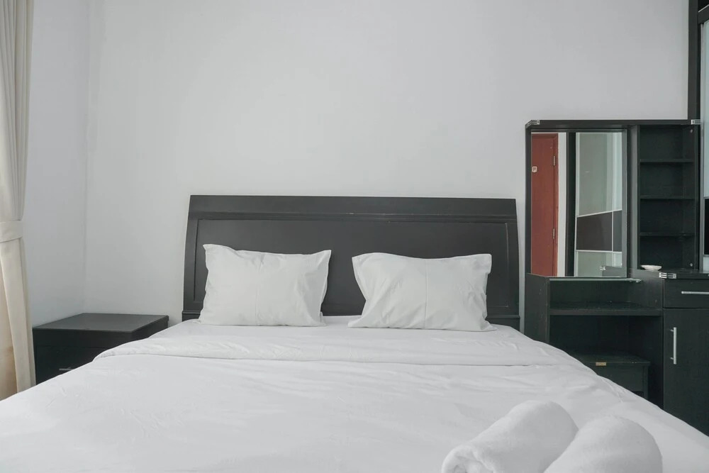 Джакарта: Elegant and Nice 2BR at Sudirman Park Apartment