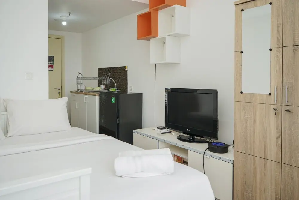 Legok: Comfort And Good Deal Studio Apartment At M-Town Residence