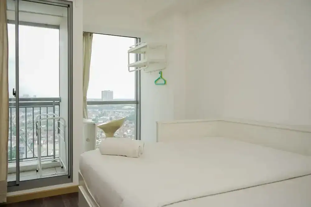 Legok: Comfort And Good Deal Studio Apartment At M-Town Residence
