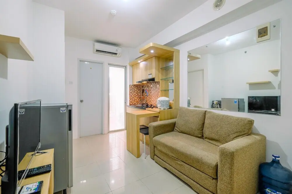 Джакарта: Minimalist and Cozy Living 2BR at Bassura City Apartment