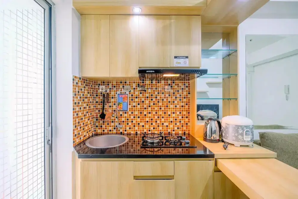 Джакарта: Minimalist and Cozy Living 2BR at Bassura City Apartment