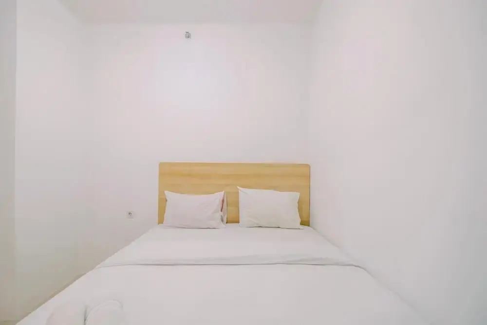 Джакарта: Minimalist and Cozy Living 2BR at Bassura City Apartment