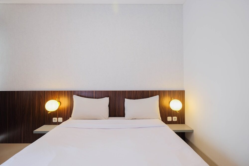 Джакарта: High Floor and Minimalist Studio at Ciputra World 2 Apartment