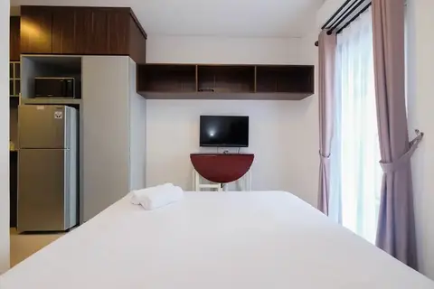 High Floor and Minimalist Studio at Ciputra World 2 Apartment — фото 1