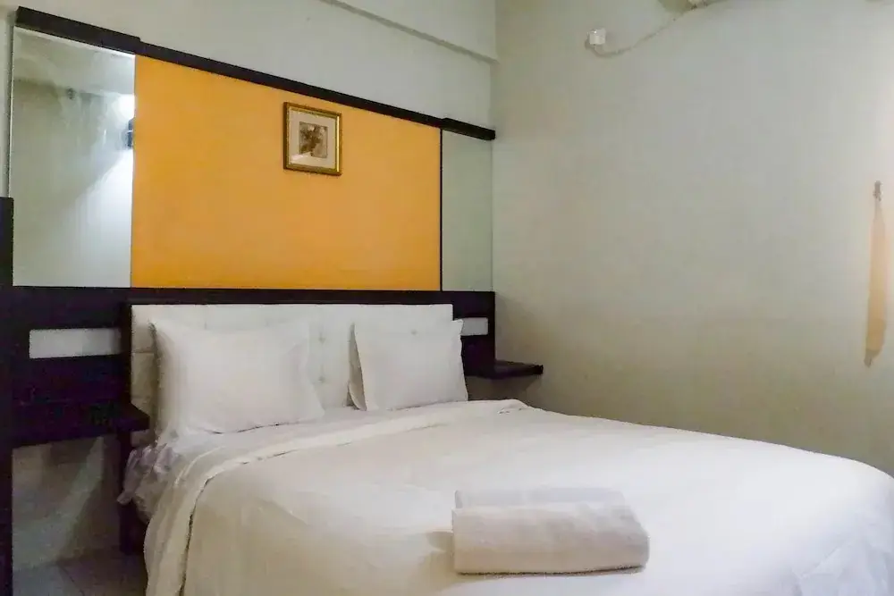 Сурабая: Best Deal 2BR Apartment at Dian Regency near ITS