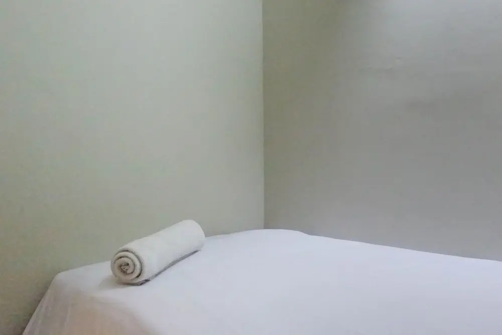 Сурабая: Best Deal 2BR Apartment at Dian Regency near ITS