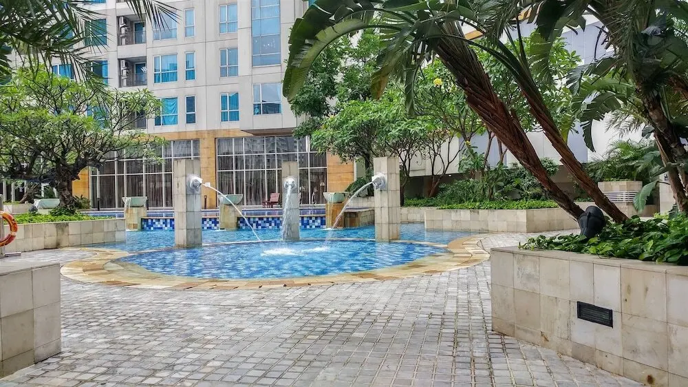 Джакарта: Warm and Comfy 2BR Apartment at Casa Grande Residence