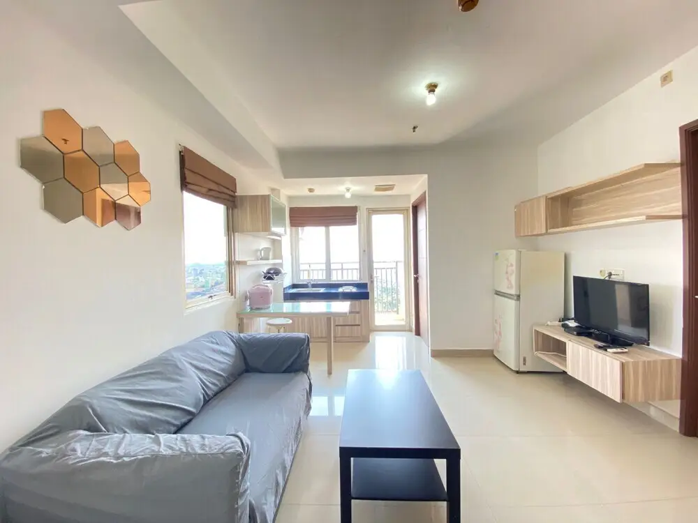 Бандунг: Bright & Stylish 2BR Hook Apartment At Sudirman Suites Bandung