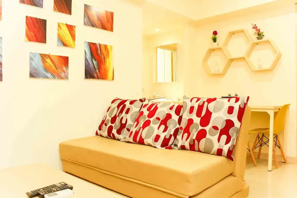 Сибату: Well Appointed and Comfort 2BR at Meikarta Apartment