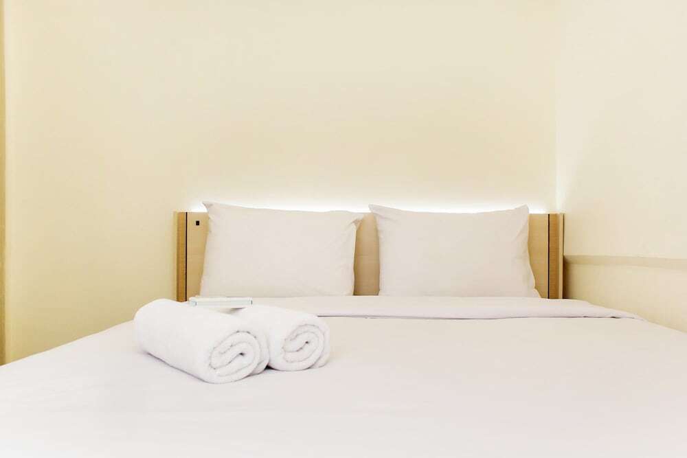 Сибату: Well Appointed and Comfort 2BR at Meikarta Apartment