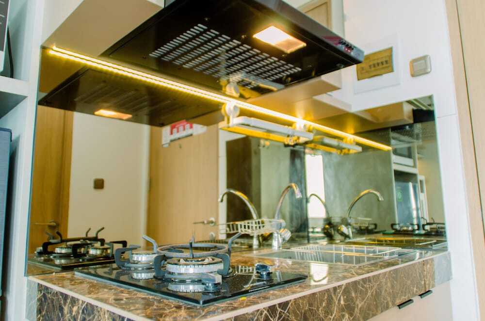 Legok: Nice And Elegant Studio Apartment At B Residence