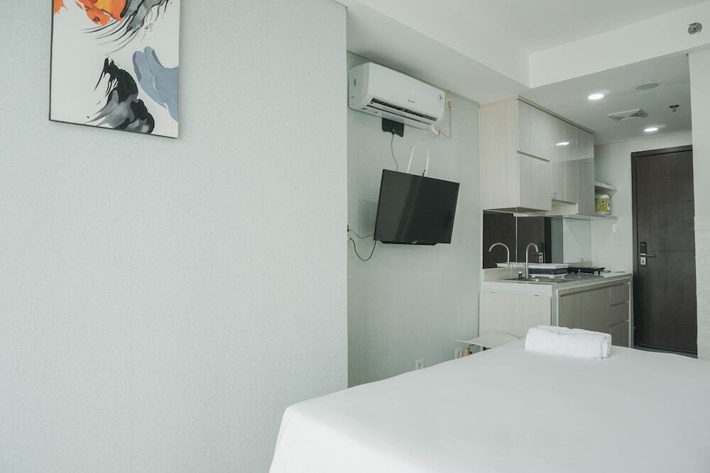 Джакарта: Comfort Studio @ Daan Mogot City Apartment