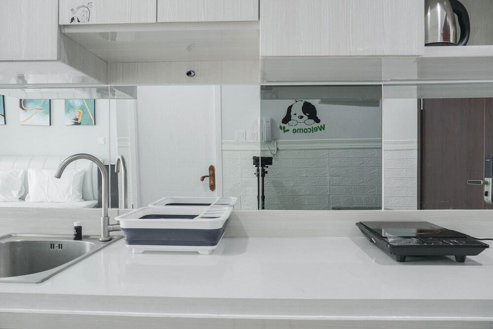 Джакарта: Comfort Studio @ Daan Mogot City Apartment