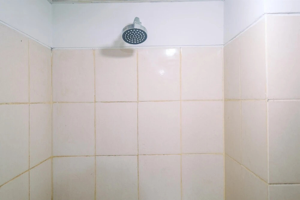 Южный Тангеранг: Best Deal Studio Room at Serpong Greenview Apartment